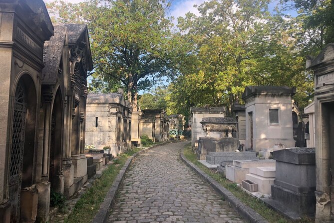 2.5 Hour Walking Tour of Père Lachaise Cemetery from Paris - Meeting Jim Morrison, Oscar Wilde, and Other Famous Names