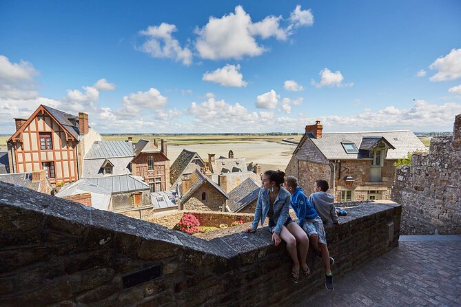 2-Hour Guided Walking tour of the Mont Saint Michel - Walking through the old village