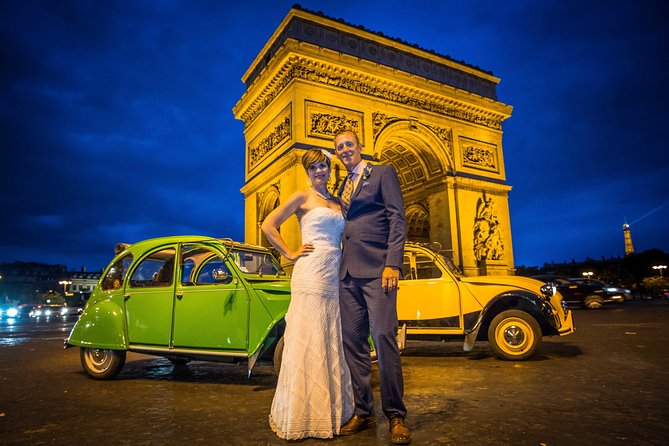 2CV tour by night - Champs-Élysées and Arc de Triomphe