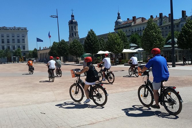 2h - Electric Bike Tour of Lyon with a Local Guide - Lyon Cathedral and the city’s historic core