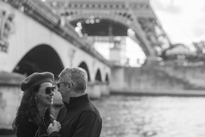 30 min photosession in Paris, all photos sent and edited - Weather changes can save your photographs