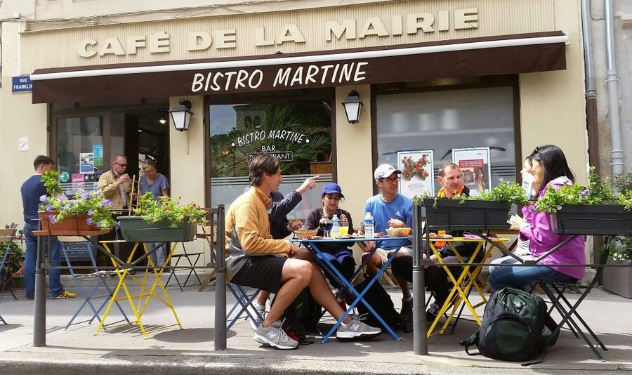 4h Complete Lyon Experience - E-Bike, Tasting & Walk - What the $94 price includes