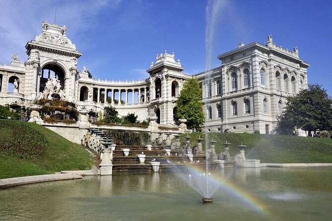 5-Hour Private Sightseeing Tour of the Provence from Marseille in Luxury Car - Aix-en-Provence: fountains, markets, and Cezanne’s hometown