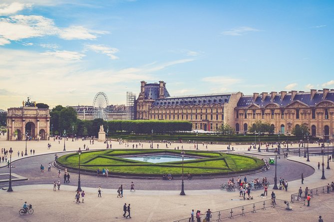 A Private Curated Journey Through the Louvre - Italian Renaissance art and the royal collection