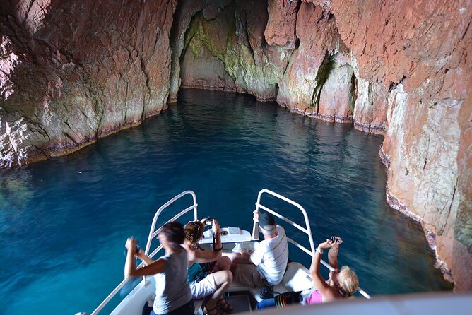 Afternoon in Scandola and creeks of Piana with stop in Girolata - Leaving from Cargèse and settling aboard