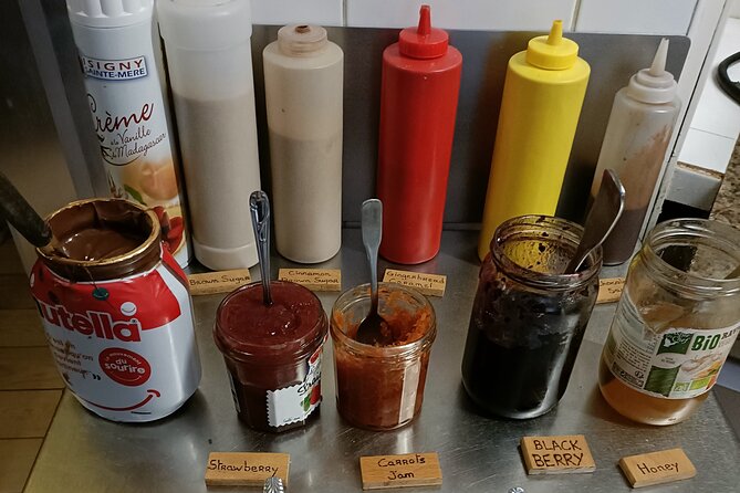 Amazing Sweet Crêpe Cooking Class Paris - Working the billig and making your own crepes