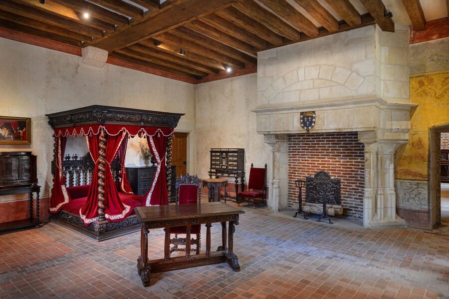 Amboise: Clos Lucé Castle, Da Vinci Park and Museum Ticket - Inside the château: Leonardo’s private rooms and workshops