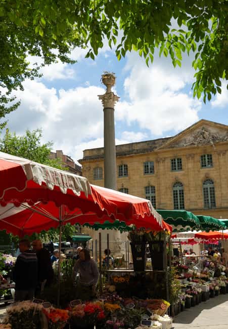 An Aix-traordinary Walking City Tour of Aix-en-Provence - The Mazarin quarter and the four dolphins