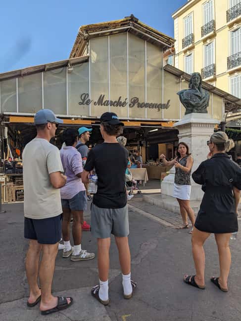 Antibes: 2 hour walking tour in the old town - Key points at a glance