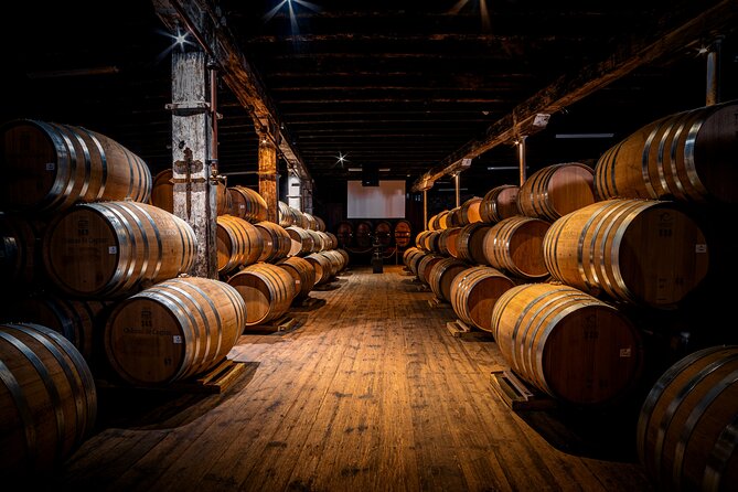 Au Cœur du Château - VSOP D’USSÉ & XO BARON OTARD - Entering a royal monument with a Cognac identity