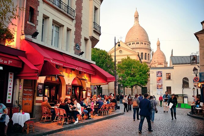 Authentic Parisian Gourmet Food Tour with 10 Local Dishes & Wines - What makes the two menus different
