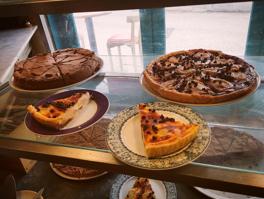 Avignon: Historic District Guided Food & Wine Walking Tour - Rue de la République and Place des Corps Saints