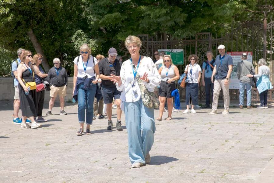 Avignon: History and Legend Walking Tour - Key points to know before booking