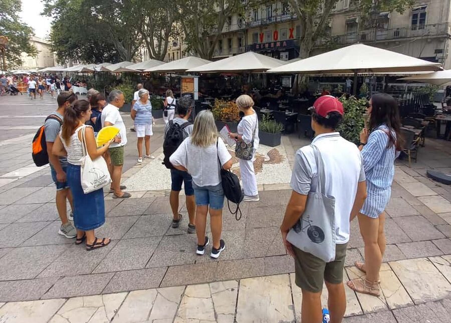 Avignon: History and Legend Walking Tour - Reading the Popes’ Palace from outside