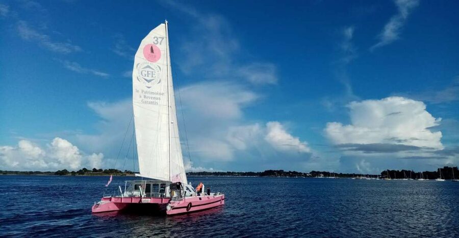 Baden: Gulf of Morbihan Exploration by Catamaran - Why the Gulf of Morbihan Makes a Fine Sailing Route