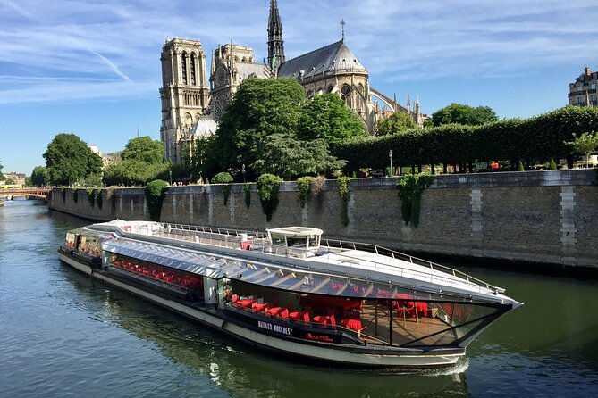 Bateaux Mouches Lunch Cruise on the Seine River in Paris - What the Bateaux Mouches lunch cruise is really like