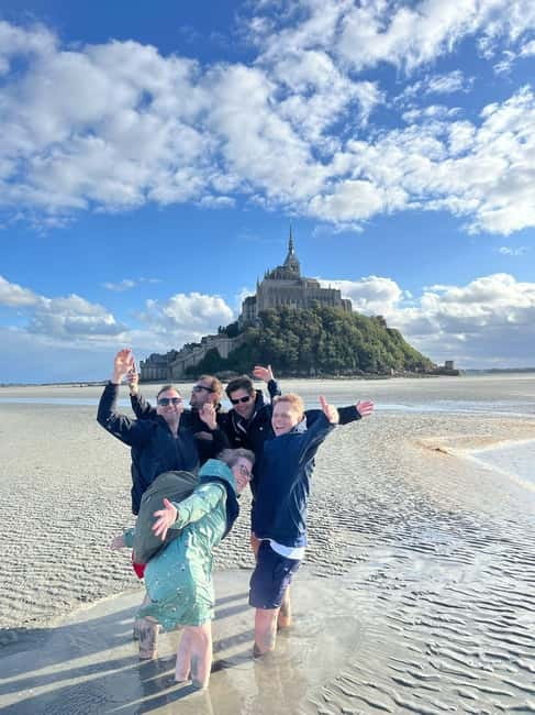 Bay of Mont Saint-Michel : Quicksands And Discovery - What this barefoot walk through the bay is really like