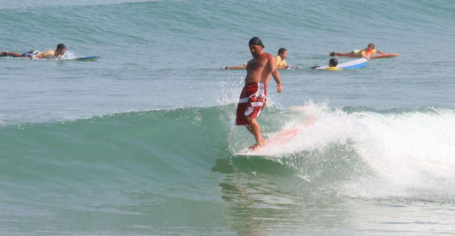 Biarritz : Cours de surf sur la côte Basque. - Key Points at a Glance