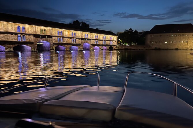 BOAT ALSACE Visit Strasbourg in a private boat + Captain - Key points before you book