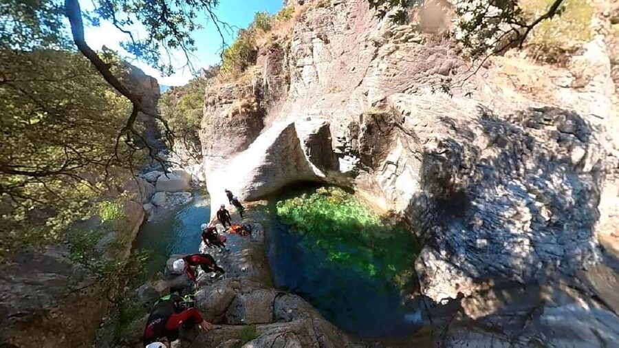 Bocognano: Corsica Richiusa Canyon Tour - Why Richiusa Canyon works for beginners