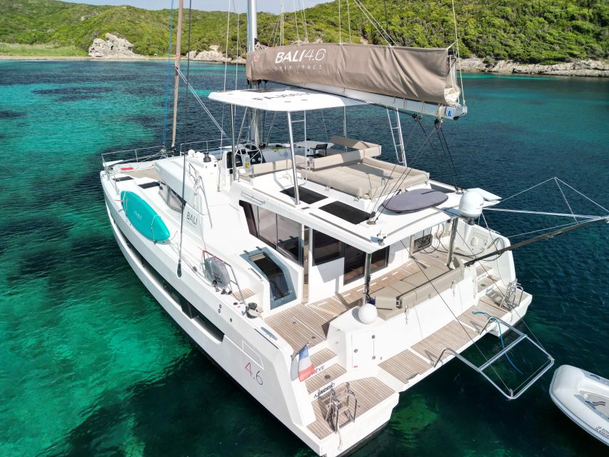 Bonifacio: sunset catamaran trip and aperitif - What this Bonifacio catamaran trip really offers