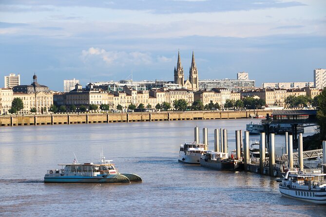 Bordeaux City - Private Guided Walking Tour with Local Sophia - Sophia’s Guiding Style