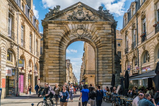 Bordeaux Food Tour – A Full French Meal by Do Eat Better - Sweets through the Saint-Pierre quarter