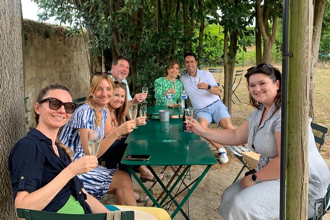 Bordeaux Full Day Wine Tour - 3 Wineries & Gourmet Picnic Lunch - What the guides add to the day