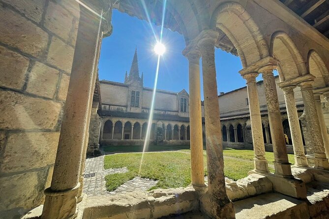 Bordeaux Full Day Wine Tour - 3 Wineries & Gourmet Picnic Lunch - Group size, transport, and the pace