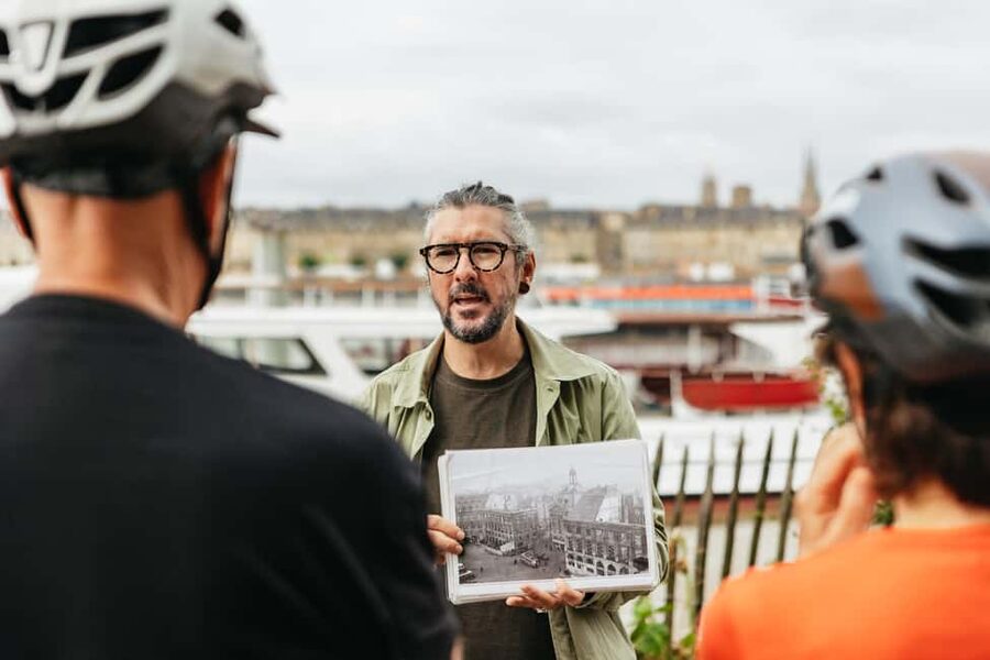 Bordeaux: Historic Center & Chartrons District Bike Tour - Bikes, e-bikes, and physical demands
