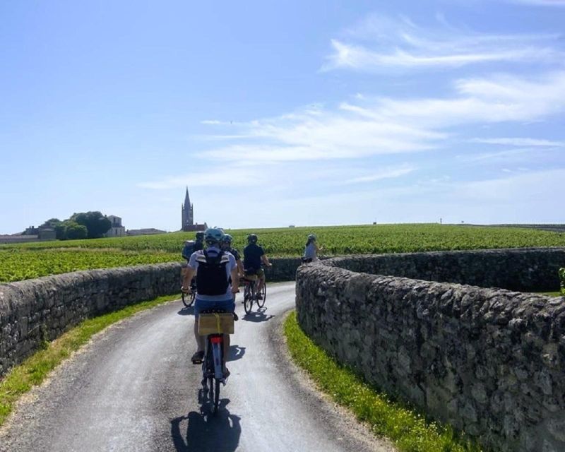 Bordeaux: St-Emilion Vineyards e-Bike Tour with Wine & Lunch - From Bordeaux to the first vineyard