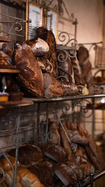 Bordeaux: Walking Tour of the City's Best Bakeries - How much food do you receive for $68?