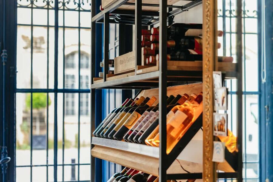 Bordeaux: Wine Masterclass with Cheese and Charcuterie Board - The final comparison: Left Bank, Right Bank, and Grand Cru