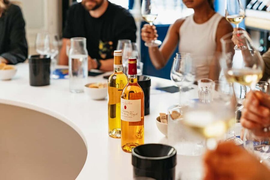 Bordeaux: Wine Masterclass with Cheese and Charcuterie Board - How the guides shape the experience