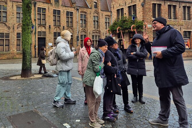 Bruges Guided Day Tour from Paris with Canal Cruise - The early start and ride from Paris