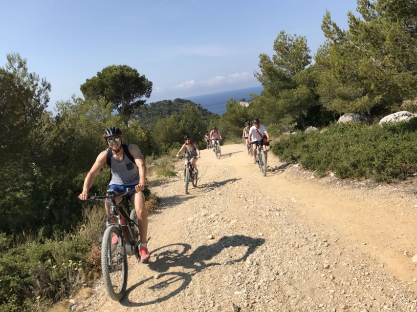 Calanques National Park: E-Mountain Bike with Virtual Guide - Who will get the most from this ride