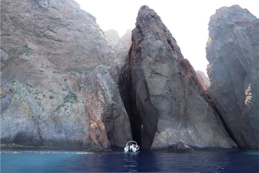 Calvi to Scandola: 4-Hour Boat Tour - The swim stop and the practical reality of a small boat