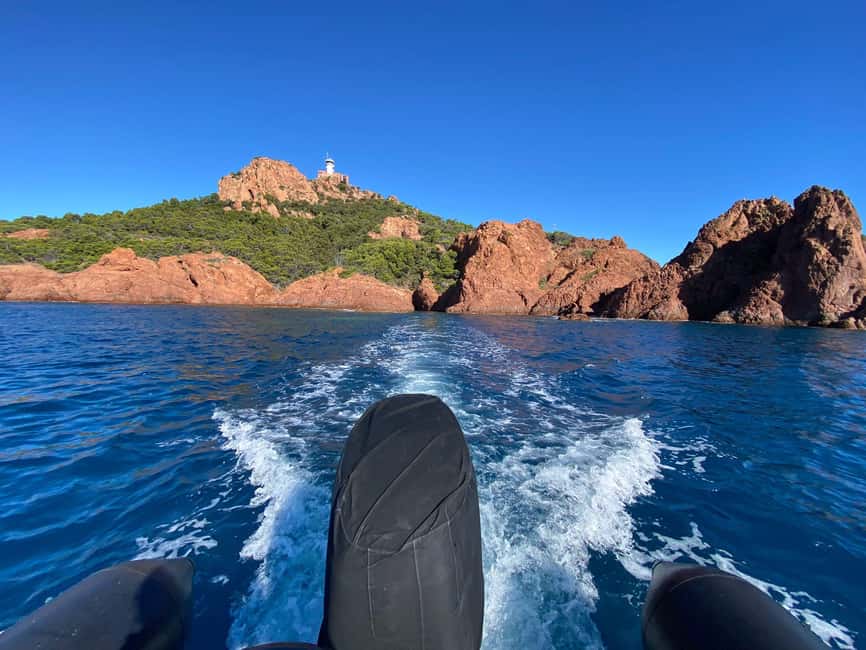 Cannes: 2.5-Hour Esterel Calanques Boat Excursion - Reaching Cap Roux