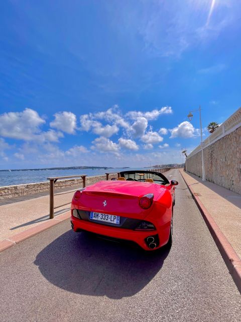 Cannes : Visite guidée en Ferrari sur les routes de Cannes - The Croisette gives the drive its Cannes setting
