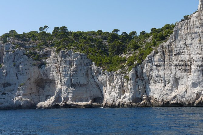 Cassis Half-Day Trip from Aix-en-Provence - Two hours to explore the port and village