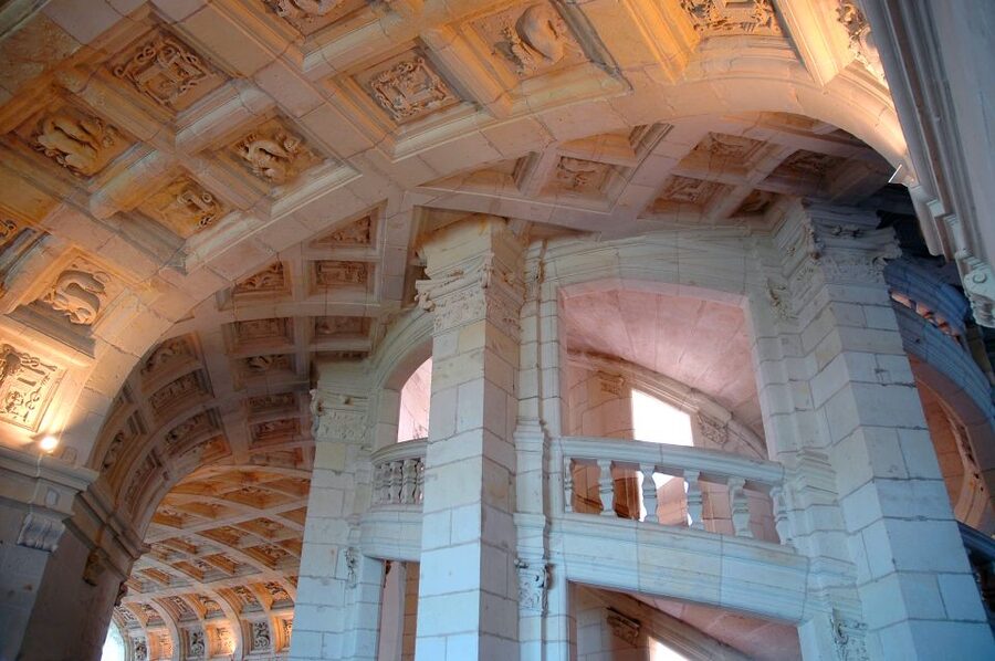 Chambord: Entry Ticket to the Castle - The double-helix staircase and the central keep