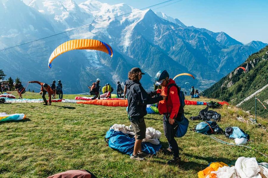 Chamonix: Tandem Paragliding Flight - The briefing at Le Brévent