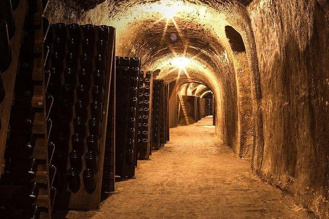 Champagne Lamiable: Traditional Tour & Tasting - Key points at a glance