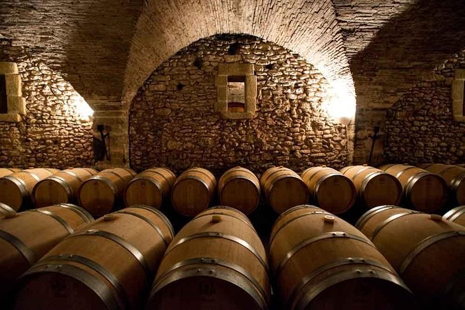 Chateauneuf du Pape wine tour - A private château visit and tasting