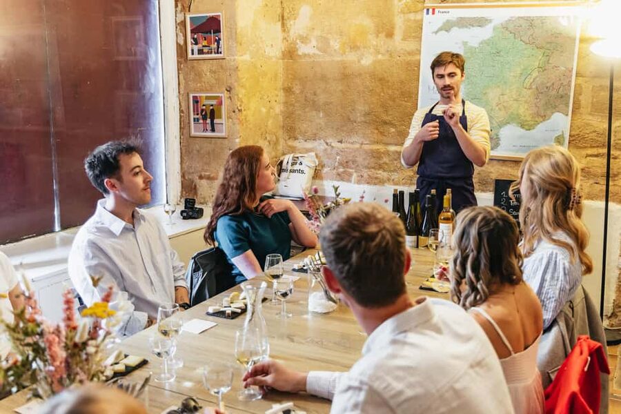 Cheese & Wine Tasting in Montmartre with Local Cheesemonger - Practical details before you reserve