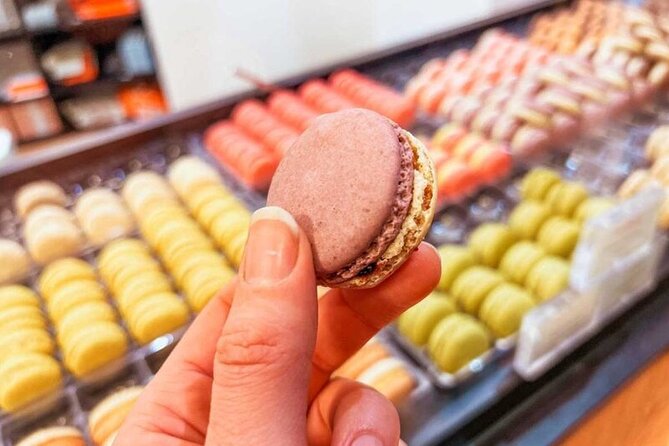 Cool Le Marais: Parisian Food Tour, Small Group or Private Option - Falafel in the Jewish quarter