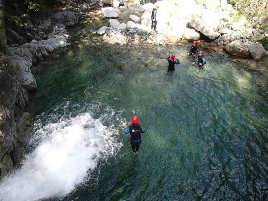 Corte Region: Fun Canyoning Verghellu - Reaching Verghellu Canyon from the Vecchio Bridge