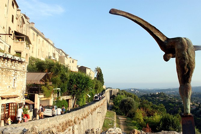 Countryside Tour - Tourrettes-sur-Loup and the 40-meter waterfall