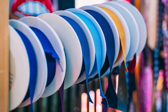Craft a unique souvenir hat with Lady Gaga’s renowned hatmaker - Decorating your handmade souvenir