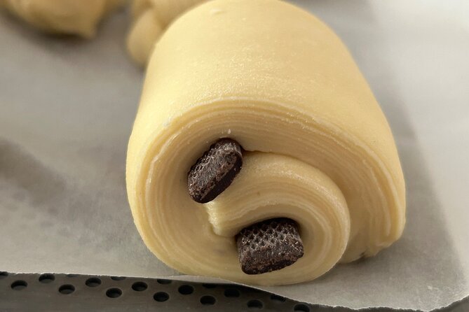 Croissants and pains au chocolat with a pastry chef in Paris - A Paris baking class with a personal feel